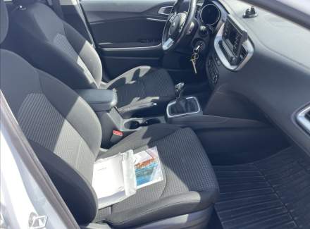 Kia - Cee'd