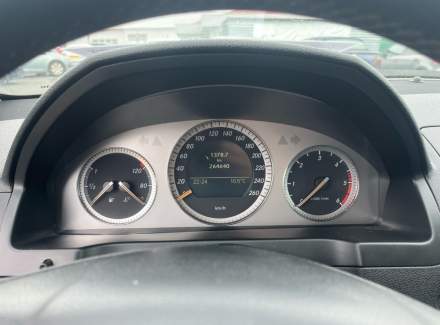 Mercedes-Benz - C-class C 200 CDI (136 Hp)