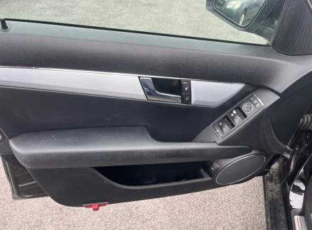 Mercedes-Benz - C-class C 200 CDI (136 Hp)