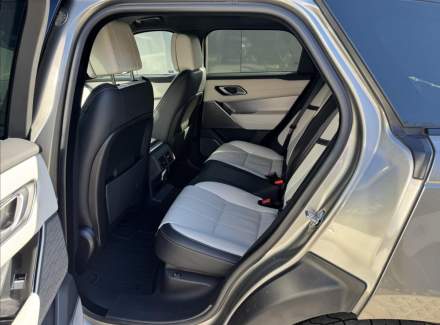 Land Rover - Range Rover Velar