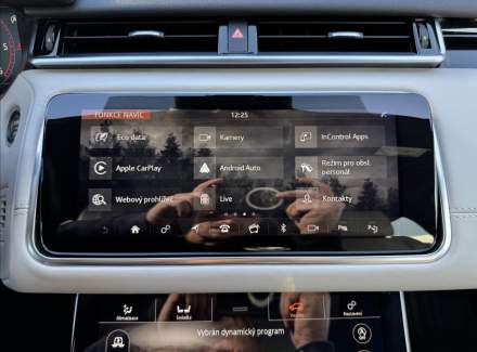 Land Rover - Range Rover Velar