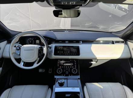 Land Rover - Range Rover Velar