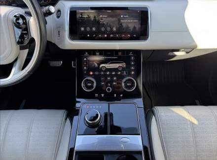 Land Rover - Range Rover Velar