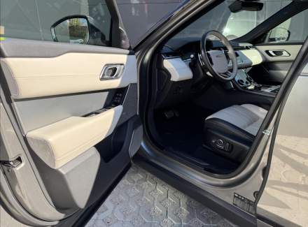 Land Rover - Range Rover Velar