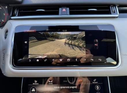 Land Rover - Range Rover Velar