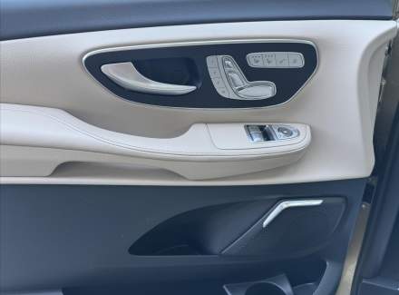 Mercedes-Benz - V-class