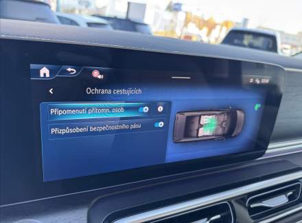 Mercedes-Benz - V-class