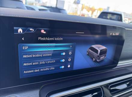 Mercedes-Benz - V-class