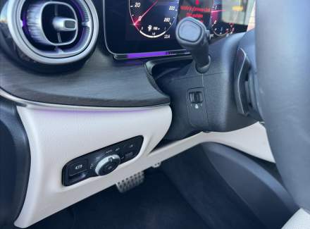 Mercedes-Benz - V-class