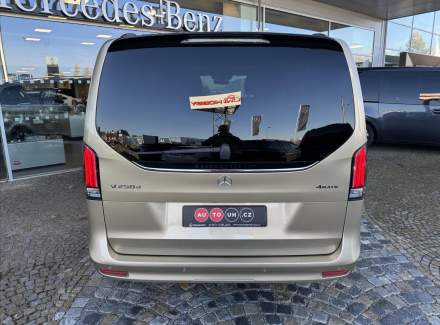 Mercedes-Benz - V-class