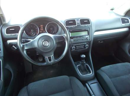 Volkswagen - Golf
