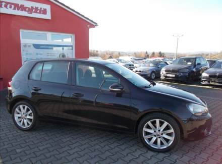 Volkswagen - Golf