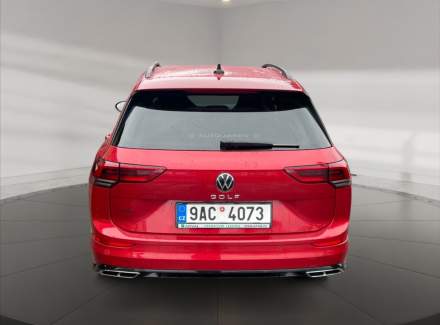 Volkswagen - Golf