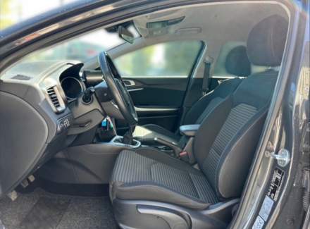 Kia - Cee'd