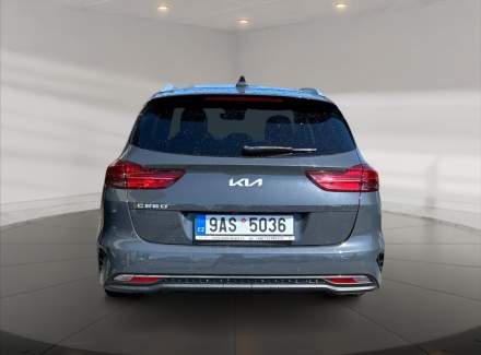 Kia - Cee'd
