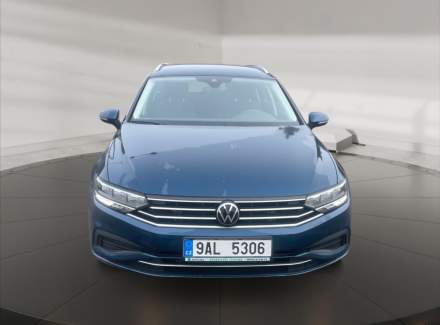 Volkswagen - Passat