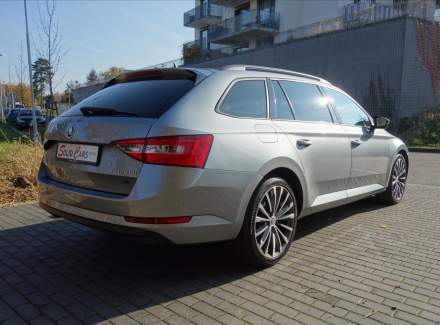 Škoda - Superb