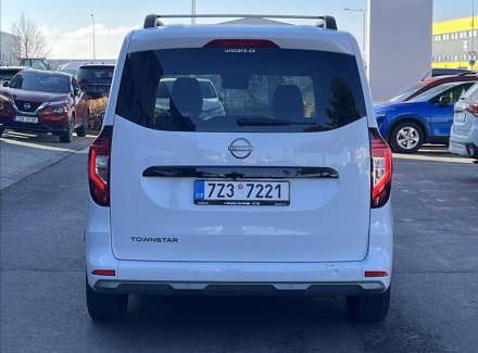 Nissan - Townstar