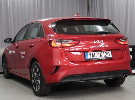 Kia - Cee'd