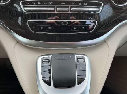 Mercedes-Benz - V-class