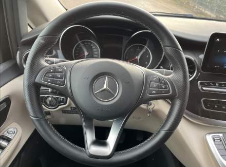 Mercedes-Benz - V-class