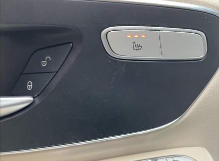 Mercedes-Benz - V-class