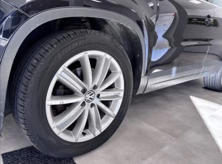 Volkswagen - Tiguan