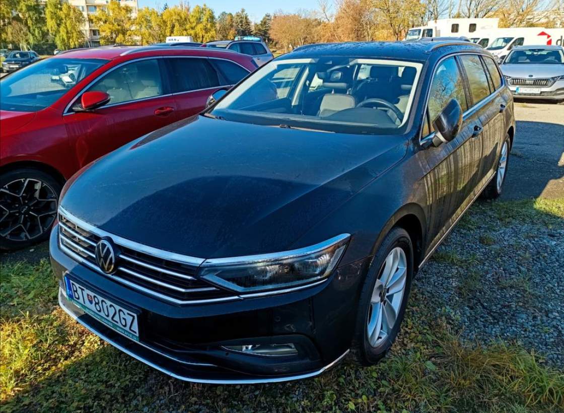 Volkswagen - Passat