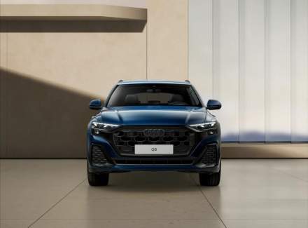 Audi - Q8