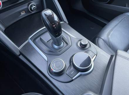 Alfa Romeo - Stelvio