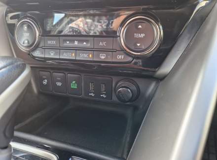 Mitsubishi - 3000 GT