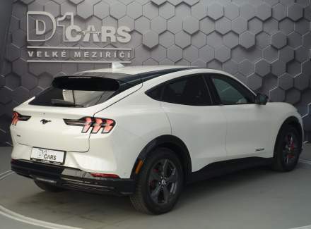 Ford - Mustang Mach-E