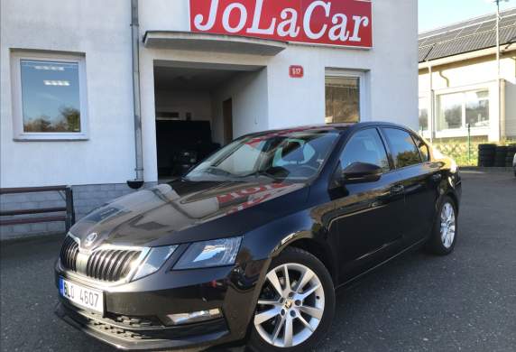 Škoda - Octavia