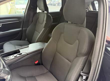 Volvo - V90