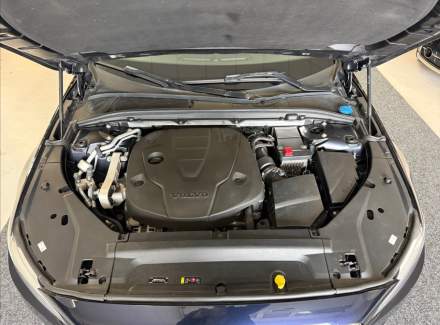 Volvo - V90