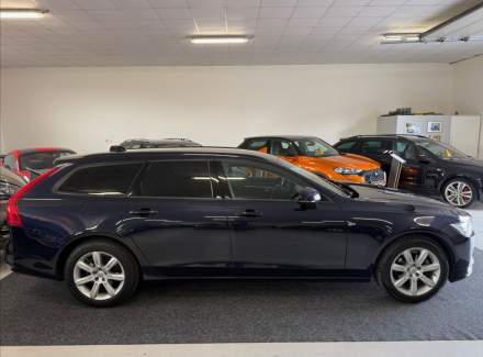 Volvo - V90
