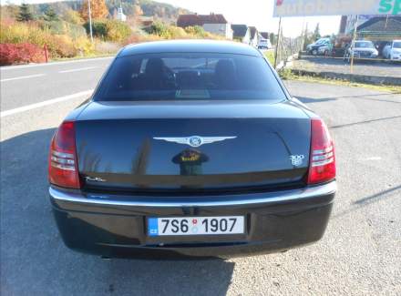 Chrysler - 300