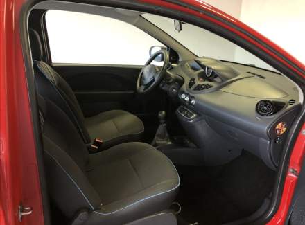 Renault - Twingo