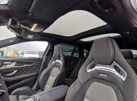 Mercedes-Benz - E-class