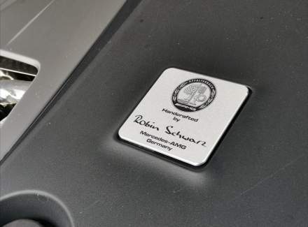 Mercedes-Benz - E-class