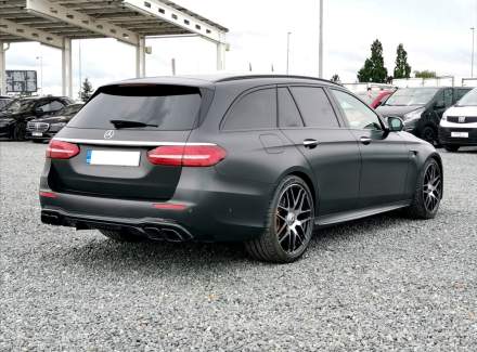 Mercedes-Benz - E-class