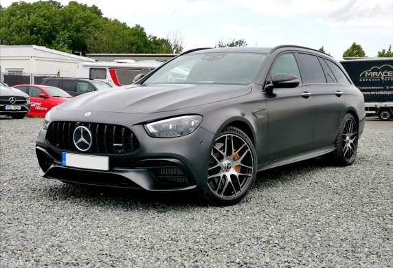 Mercedes-Benz - E-class