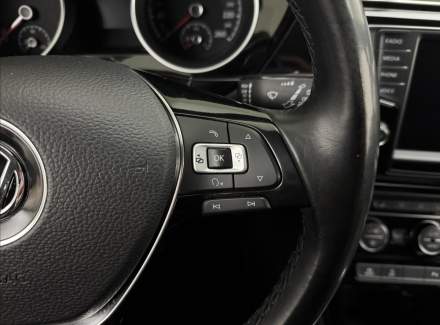 Volkswagen - Touran