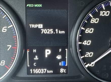 Mitsubishi - Outlander