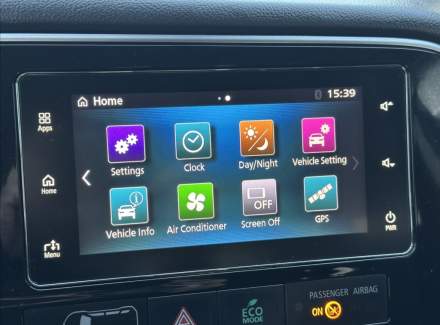 Mitsubishi - Outlander