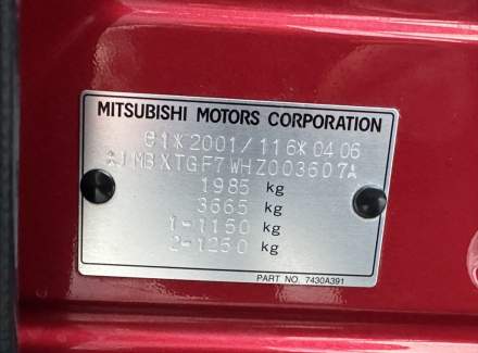 Mitsubishi - Outlander