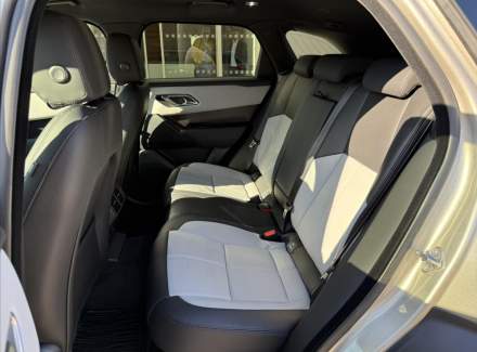 Land Rover - Range Rover Velar