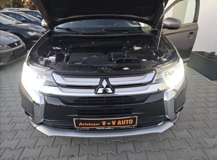 Mitsubishi - Outlander
