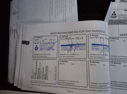 Mitsubishi - Outlander