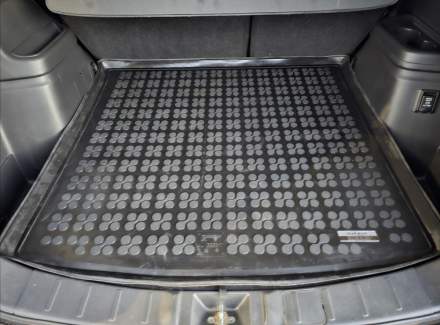 Mitsubishi - Outlander